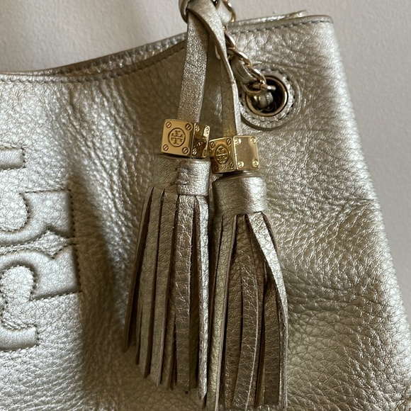Gold Tory Burch Handbag 👜 - Picture 5 of 17